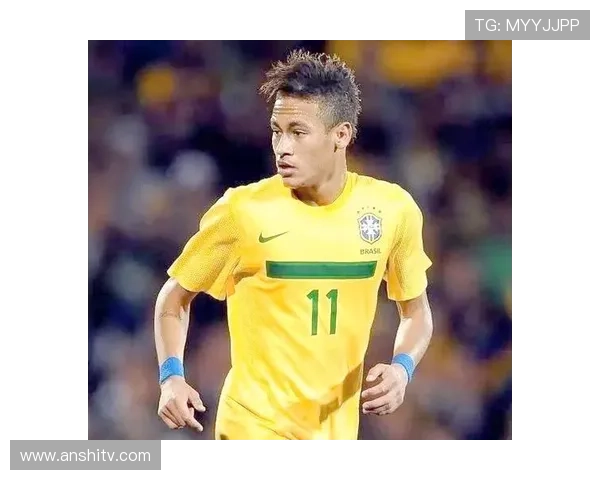 178cm足球明星的成长之路与职业生涯揭秘 178cm足球明星的成长之路与职业生涯揭秘