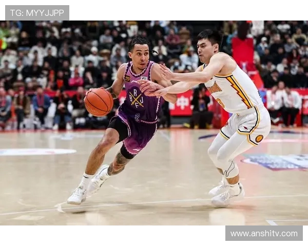 成都篮球队在联合会杯积分榜中以57分稳居第一名展现强劲实力 成都篮球队在联合会杯积分榜中以57分稳居第一名展现强劲实力